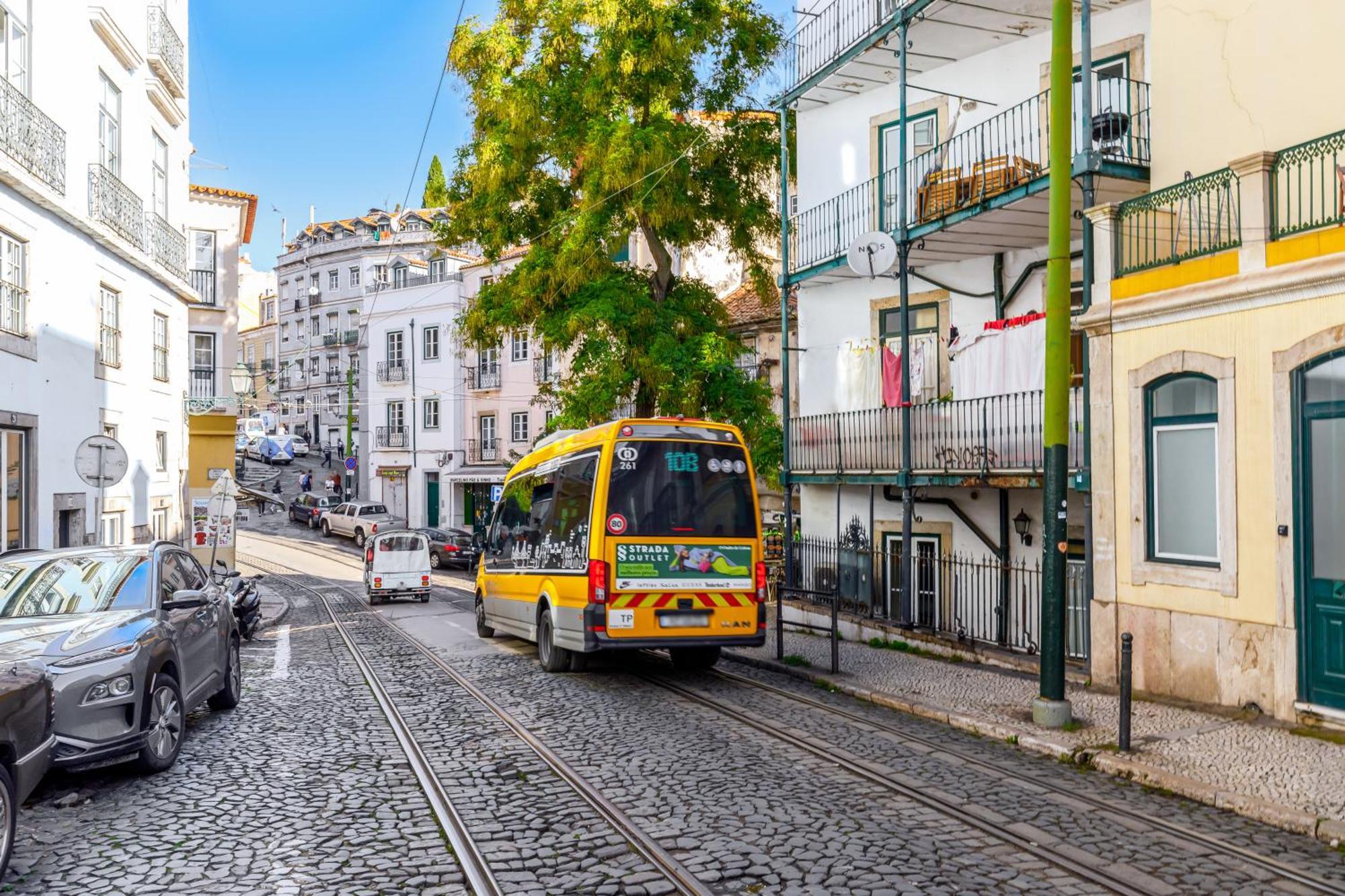 Typical Apartment Alfama-Center Lisboa Dış mekan fotoğraf