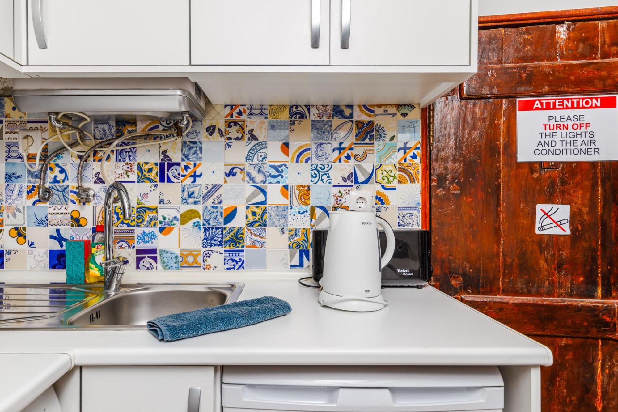 Typical Apartment Alfama-Center Lisboa Dış mekan fotoğraf